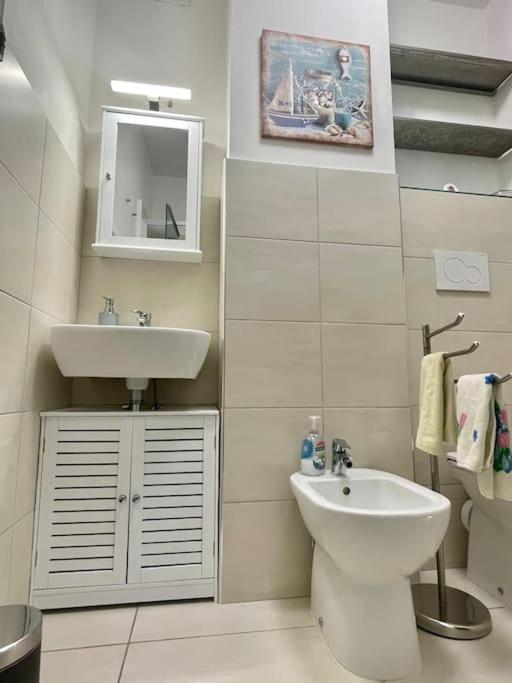 ליבורנו La Venezia'S Studio Flat מראה חיצוני תמונה